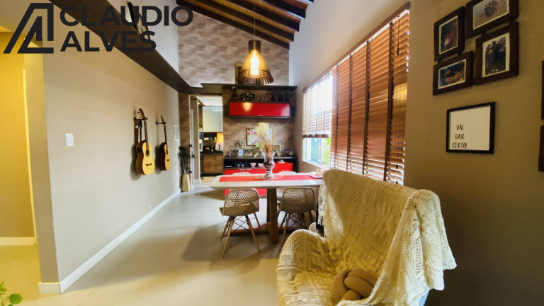 Imagem Casa de Condomínio com 3 Quartos à Venda, 200 m² em Papagaio - Feira De Santana Imagem Casa de Condomínio com 3 Quartos à Venda, 200 m² em Papagaio - Feira De Santana