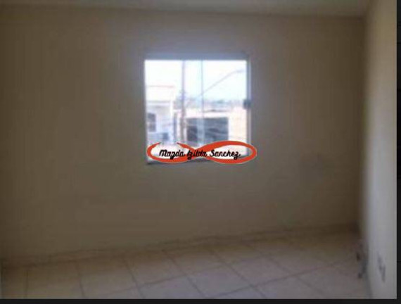 Casa com 3 Quartos à Venda, 100 m² em Vila Carmosina - São Paulo