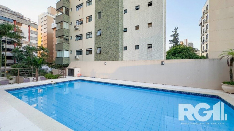 Imagem Imóvel com 3 Quartos à Venda, em Auxiliadora - Porto Alegre Imagem Imóvel com 3 Quartos à Venda, em Auxiliadora - Porto Alegre