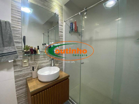 Imagem Apartamento com 2 Quartos à Venda, 57 m² em Tijuca - Rio De Janeiro Imagem Apartamento com 2 Quartos à Venda, 57 m² em Tijuca - Rio De Janeiro