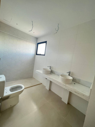 Imagem Apartamento com 4 Quartos à Venda, 244 m² em Setor Marista - Goiânia Imagem Apartamento com 4 Quartos à Venda, 244 m² em Setor Marista - Goiânia