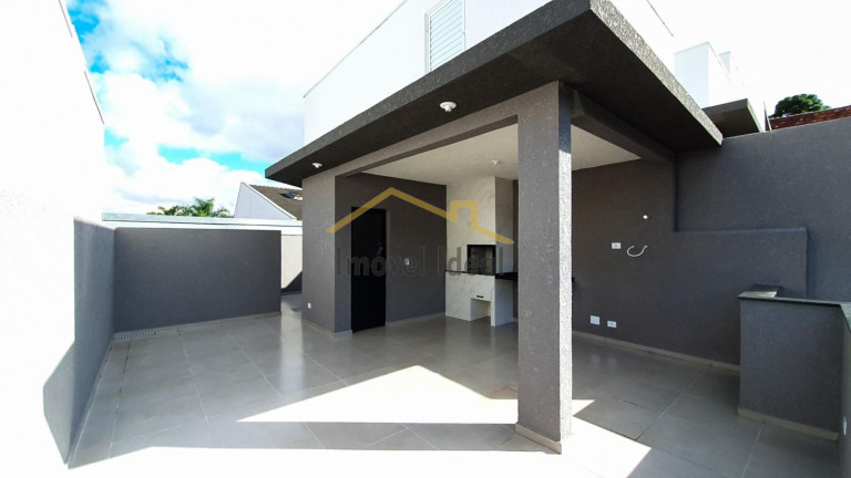 Imagem Casa com 3 Quartos à Venda, 126 m² em Uberaba - Curitiba Imagem Casa com 3 Quartos à Venda, 126 m² em Uberaba - Curitiba