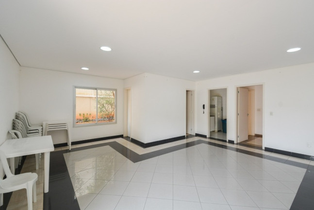 Apartamento com 2 Quartos à Venda, 65 m² em Aclimação - São Paulo
