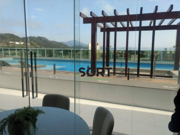Imagem Apartamento com 3 Quartos à Venda, 139 m² em Centro - Balneário Camboriú Imagem Apartamento com 3 Quartos à Venda, 139 m² em Centro - Balneário Camboriú