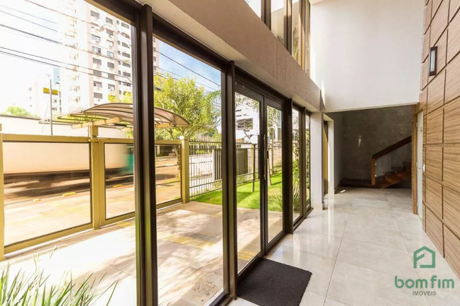 Imagem Apartamento com 2 Quartos à Venda, 74 m² em Menino Deus - Porto Alegre Imagem Apartamento com 2 Quartos à Venda, 74 m² em Menino Deus - Porto Alegre