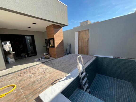 Imagem Casa com 3 Quartos à Venda, 250 m² em Condomínio Primor Das Torres - Cuiabá