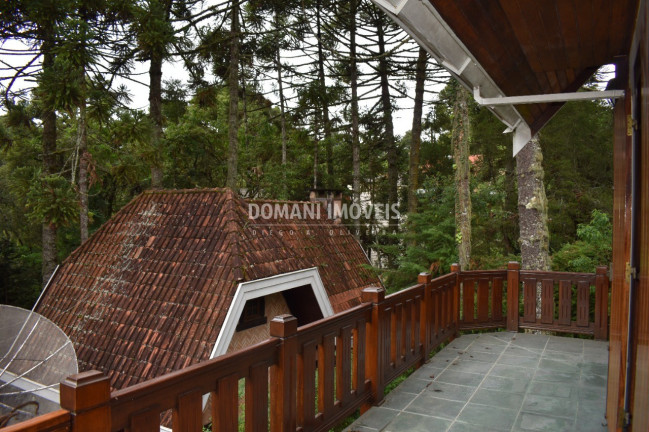 Imagem Casa com 6 Quartos à Venda, 546 m² em Região De Capivari - Campos Do Jordão