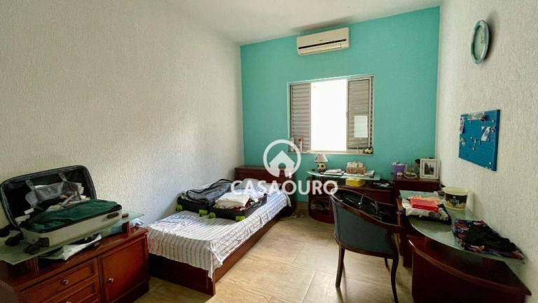 Imagem Casa com 7 Quartos à Venda, 400 m² em São Lucas - Belo Horizonte Imagem Casa com 7 Quartos à Venda, 400 m² em São Lucas - Belo Horizonte