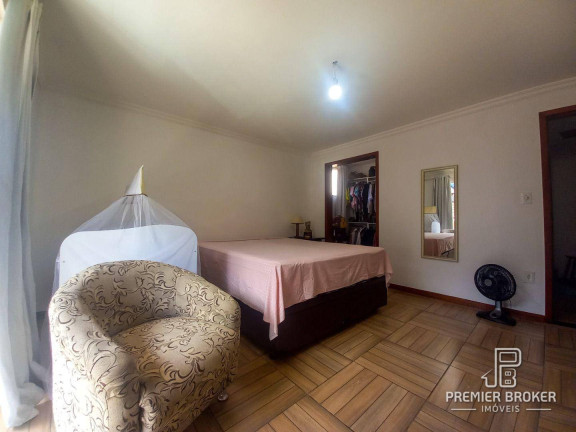Imagem Casa com 4 Quartos à Venda, 221 m² em Bom Retiro - Teresópolis Imagem Casa com 4 Quartos à Venda, 221 m² em Bom Retiro - Teresópolis