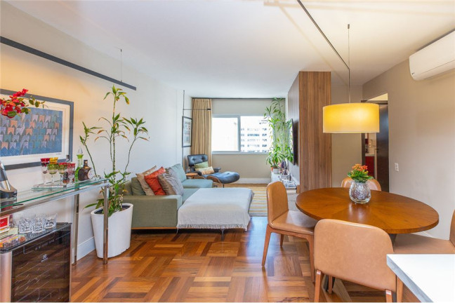 Apartamento com 2 Quartos à Venda, 75 m² em Moema - São Paulo