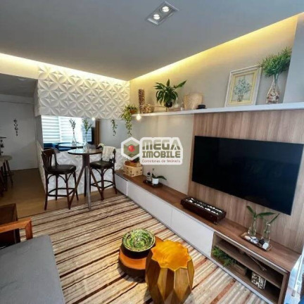 Apartamento com 2 Quartos à Venda, 70 m² em Centro - Florianópolis