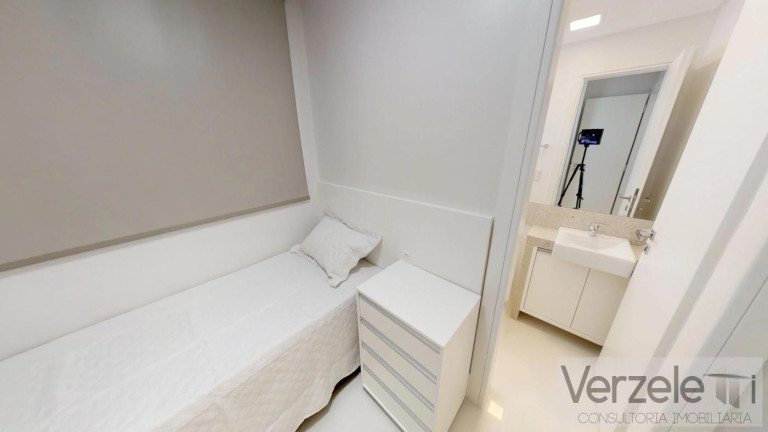 Imagem Apartamento com 4 Quartos à Venda, 237 m² em Barra Sul - Balneário Camboriú Imagem Apartamento com 4 Quartos à Venda, 237 m² em Barra Sul - Balneário Camboriú