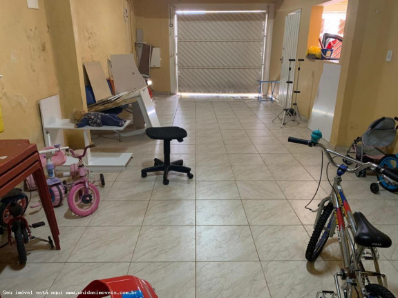 Imagem Casa com 3 Quartos à Venda, 200 m² em Interlagos - São Paulo