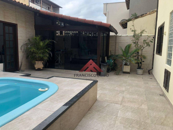 Imagem Casa com 2 Quartos à Venda, 195 m² em Tribobó - São Gonçalo