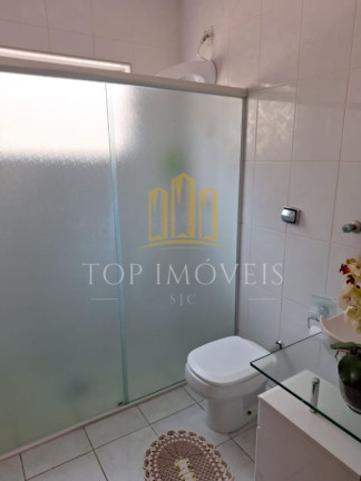 Imagem Casa com 3 Quartos à Venda, 250 m² em Bosque Dos Eucaliptos - São José Dos Campos