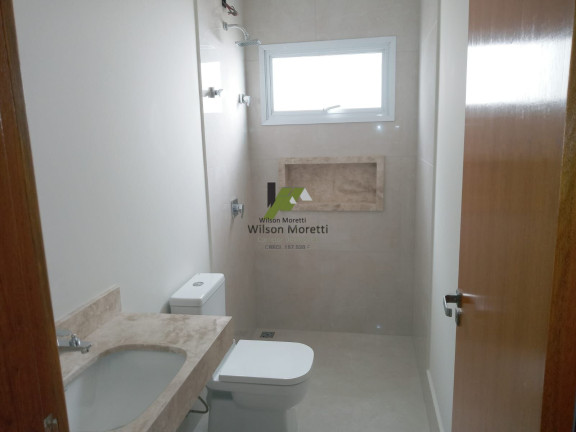 Imagem Casa com 3 Quartos à Venda, 168 m²