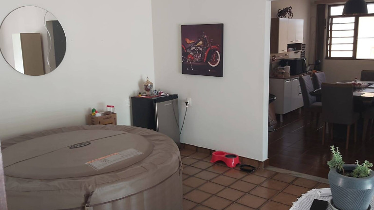 Imagem Casa com 3 Quartos à Venda, 198 m² em Jardim Celani - Valinhos Imagem Casa com 3 Quartos à Venda, 198 m² em Jardim Celani - Valinhos