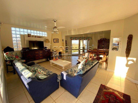 Imagem Casa com 4 Quartos à Venda, 217 m² em Centro - Xangri-lá
