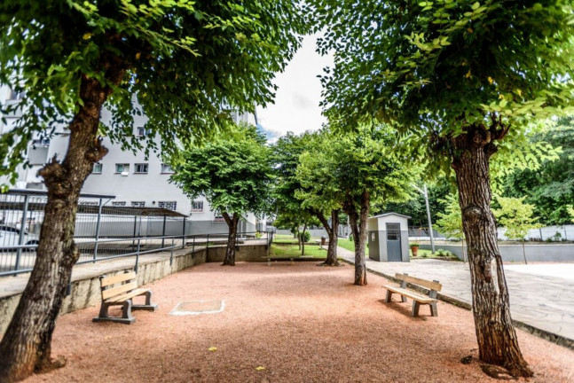 Imagem Imóvel com 3 Quartos à Venda, 63 m² em Jardim Sabará - Porto Alegre Imagem Imóvel com 3 Quartos à Venda, 63 m² em Jardim Sabará - Porto Alegre