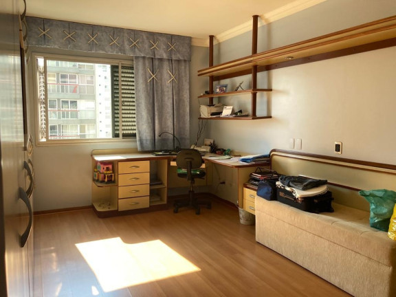 Imagem Apartamento com 3 Quartos à Venda, 179 m² em Centro - Curitiba