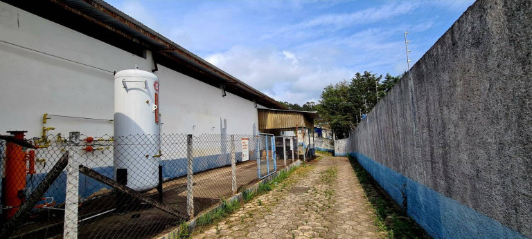 Imagem Galpão à Venda, 8.257 m² em Centro - Mairiporã Imagem Galpão à Venda, 8.257 m² em Centro - Mairiporã