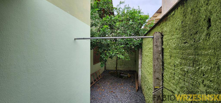 Imagem Sobrado com 4 Quartos para Alugar, 200 m² em Anita Garibaldi - Joinville