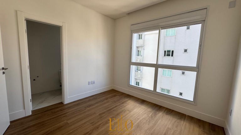 Imagem Apartamento com 4 Quartos à Venda, 197 m² em Meia Praia - Itapema Imagem Apartamento com 4 Quartos à Venda, 197 m² em Meia Praia - Itapema