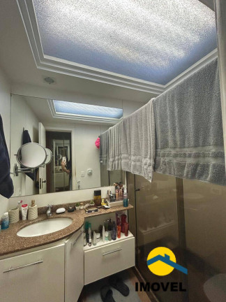 Imagem Apartamento com 3 Quartos à Venda, 210 m² em Icaraí - Niterói Imagem Apartamento com 3 Quartos à Venda, 210 m² em Icaraí - Niterói