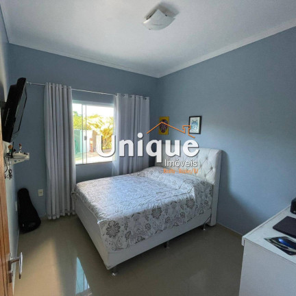 Imagem Casa com 3 Quartos à Venda, 230 m² em Fluminense - São Pedro Da Aldeia