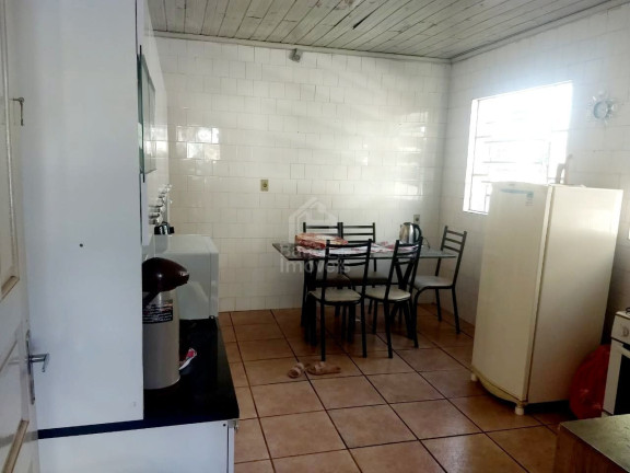 Imagem Casa com 5 Quartos à Venda, 240 m² em Passo D'areia - Santa Maria Imagem Casa com 5 Quartos à Venda, 240 m² em Passo D'areia - Santa Maria