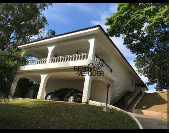 Chácara com 5 Quartos à Venda, 480 m² em Três Montanhas - Osasco