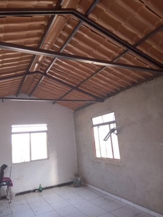 Imagem Casa com 2 Quartos à Venda, 200 m² em Colonial - Contagem
