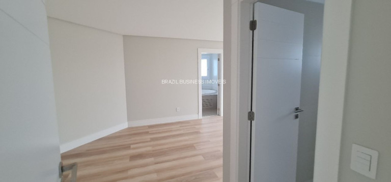 Imagem Imóvel com 4 Quartos à Venda, 227 m² em Centro - Balneário Camboriú