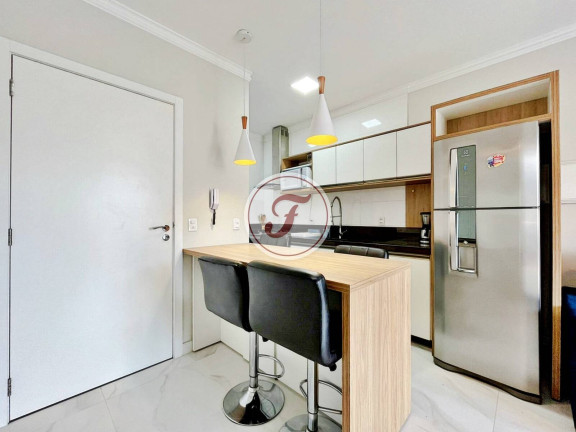 Imagem Apartamento com 2 Quartos para Temporada, 75 m² em Mariscal - Bombinhas