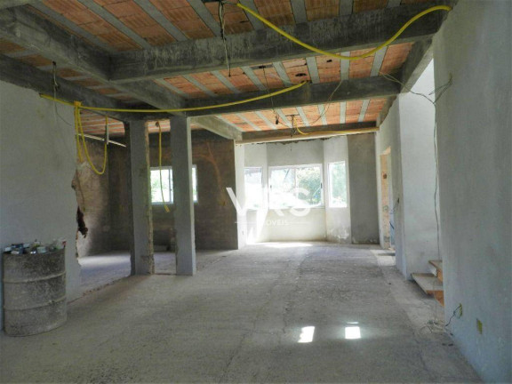 Imagem Casa com 4 Quartos à Venda, 420 m² em Albuquerque - Teresópolis Imagem Casa com 4 Quartos à Venda, 420 m² em Albuquerque - Teresópolis