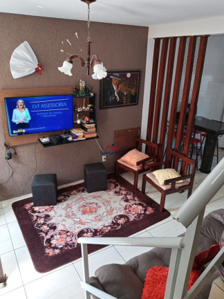 Sobrado com 2 Quartos à Venda,  em Ingleses Do Rio Vermelho - Florianópolis