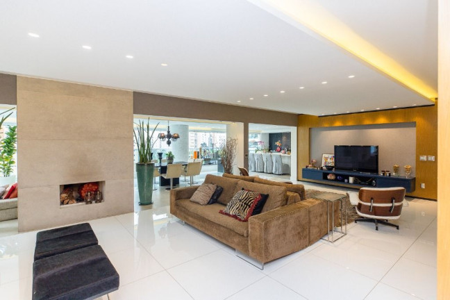 Imagem Apartamento com 4 Quartos à Venda, 335 m² em Moema - São Paulo