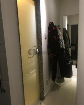 Imagem Imóvel com 2 Quartos à Venda, em Icaraí - Niterói Imagem Imóvel com 2 Quartos à Venda, em Icaraí - Niterói