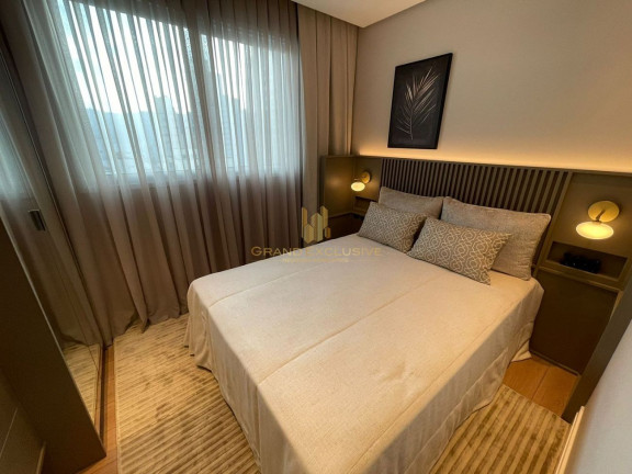 Imagem Apartamento com 4 Quartos à Venda, 132 m² em Centro - Balneário Camboriú Imagem Apartamento com 4 Quartos à Venda, 132 m² em Centro - Balneário Camboriú