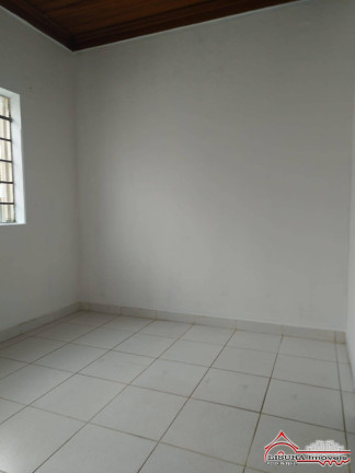 Casa com 3 Quartos para Alugar,  em Centro - Jacareí