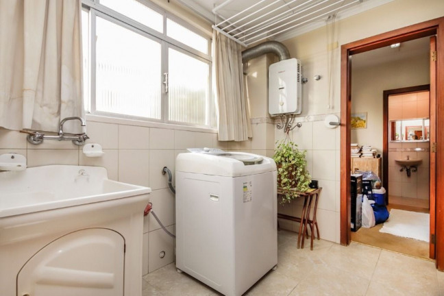 Imagem Imóvel com 3 Quartos à Venda, 109 m² em Auxiliadora - Porto Alegre