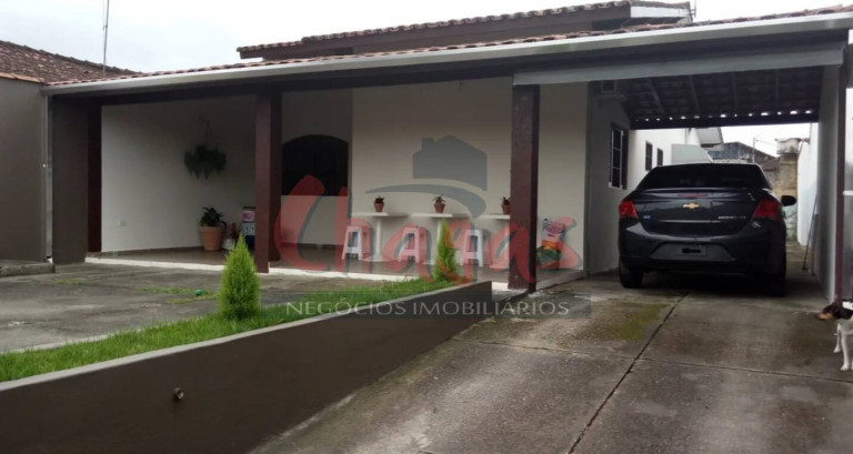 Casa com 3 Quartos à Venda, 300 m² em Poiares - Caraguatatuba