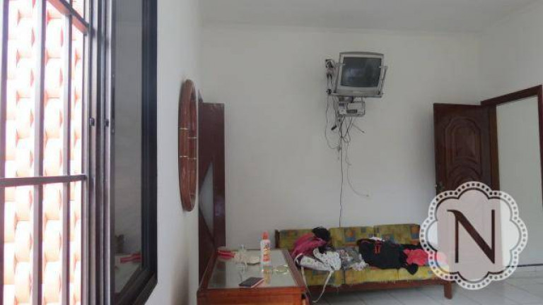 Imagem Casa com 7 Quartos à Venda, 311 m² em Tupy - Itanhaém