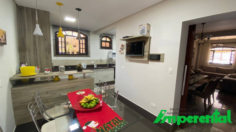 Imagem Casa com 3 Quartos à Venda, 200 m² em Boqueirão - Santos