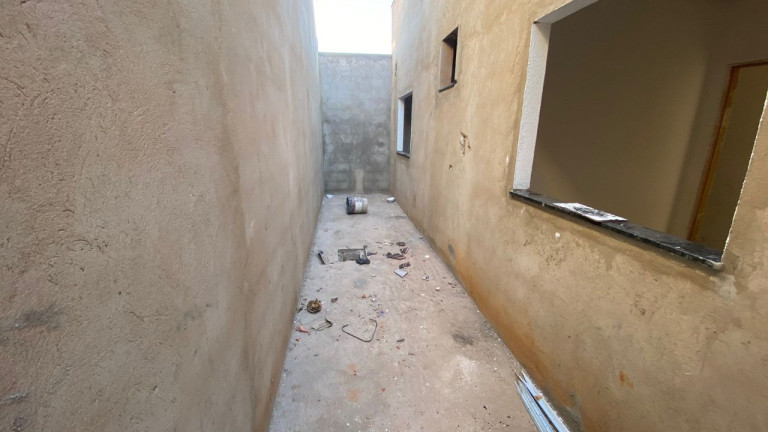 Imagem Casa com 2 Quartos à Venda, 45 m² em Vila Alinça - Montes Claros