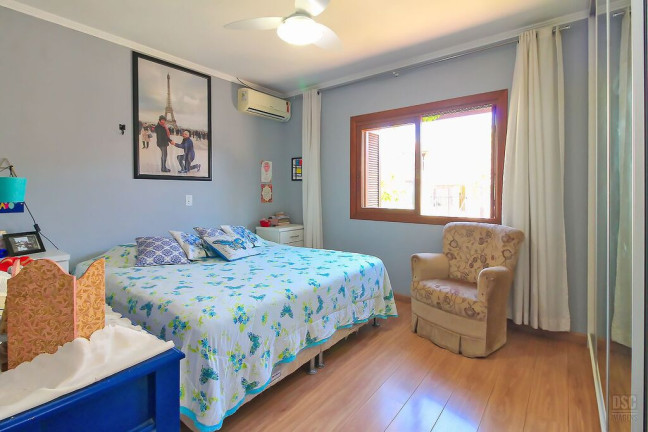 Imagem Casa com 3 Quartos à Venda, 102 m² em Hípica - Porto Alegre