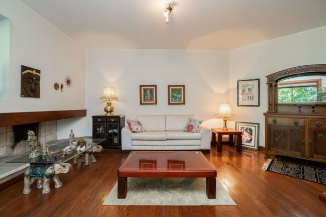 Imagem Imóvel com 3 Quartos à Venda, 172 m² em Petrópolis - Porto Alegre