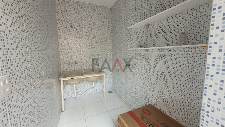 Imagem Casa com 1 Quarto à Venda, 300 m² em Alto Da Xv - Guarapuava Imagem Casa com 1 Quarto à Venda, 300 m² em Alto Da Xv - Guarapuava