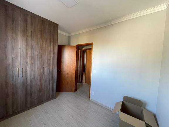 Imagem Imóvel com 3 Quartos à Venda, 73 m² em Setor Industrial (gama) - Brasília