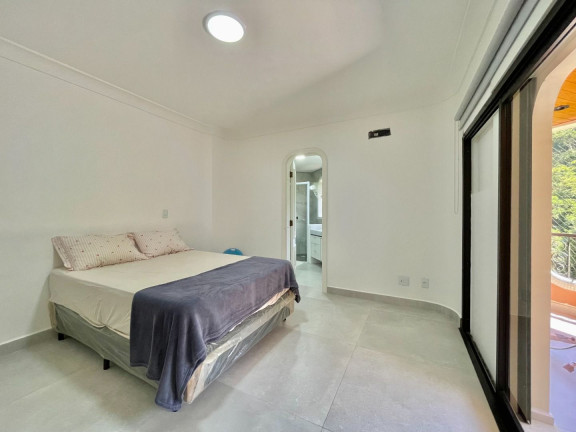 Imagem Apartamento com 3 Quartos à Venda, 182 m² em Pitangueiras - Guarujá Imagem Apartamento com 3 Quartos à Venda, 182 m² em Pitangueiras - Guarujá